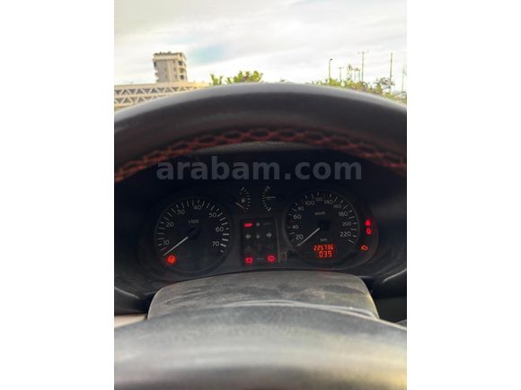 Sahibinden Renault Clio 1.2 Dynamic 2004 Model  225.850 km Gri (metalik)