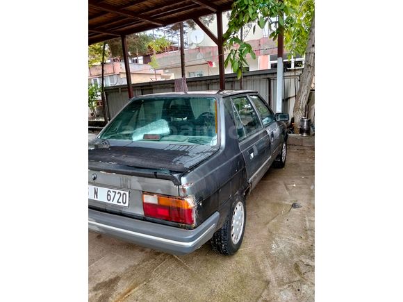 Sahibinden Renault R 9 1.4 Broadway 1988 Model