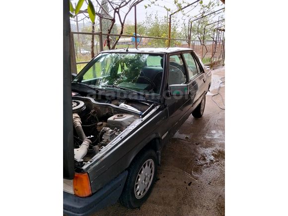 Sahibinden Renault R 9 1.4 Broadway 1988 Model