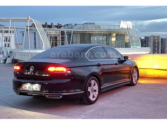 Sahibinden extralı siyah Passat 1.6 TDi 2017