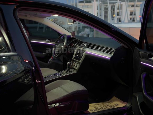 Sahibinden extralı siyah Passat 1.6 TDi 2017