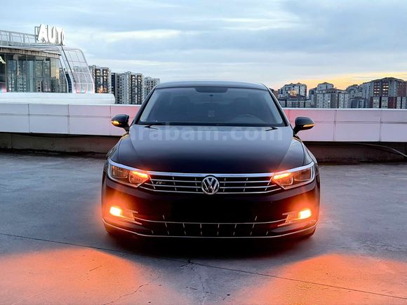 Sahibinden extralı siyah Passat 1.6 TDi 2017