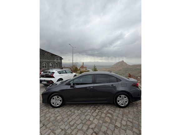 Sahibinden Toyota Corolla 1.5 Vision 2024 Model