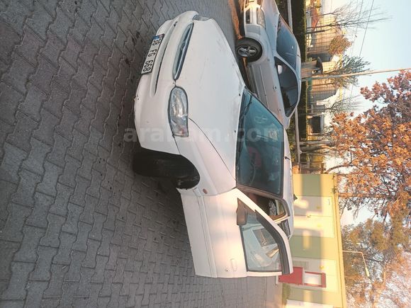 Sahibinden Ford Escort 1.6 CLX 1997 Model