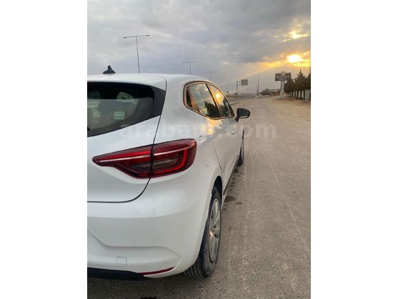 Sahibinden Renault Clio 1.0 SCe Joy 2021 Model