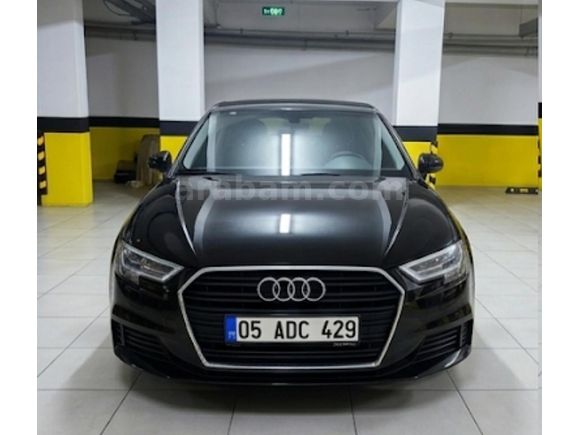 Sahibinden Audi A3 Sportback 35 TFSI Design 2020 Model  87.000 km Siyah