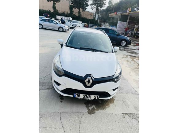 Temiz geniş aile aracı 