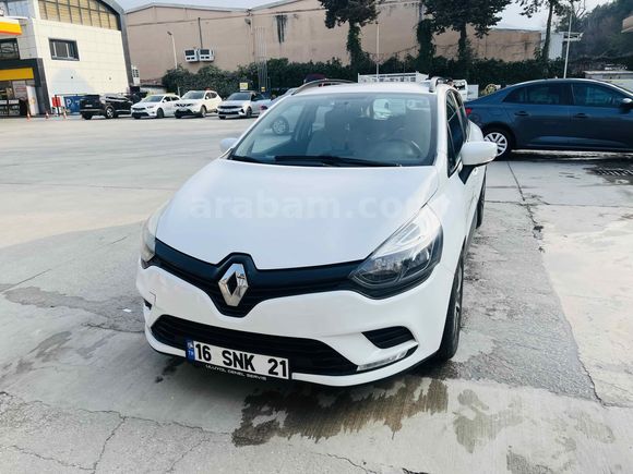 Temiz geniş aile aracı 