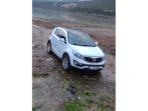 Sahibinden Kia Sportage 1.6 GDI SLS Plus 2013 Model-2014 çıkışlı full paket