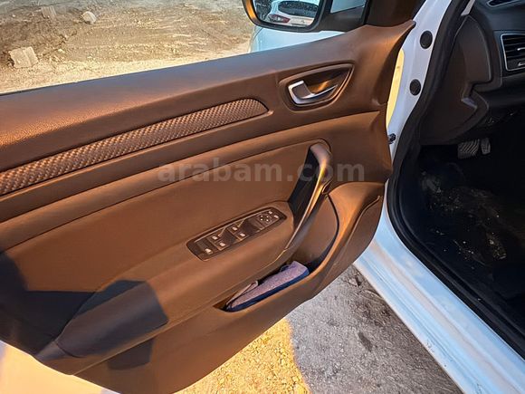 Galeriden Renault Megane 1.5 Blue DCI Joy 2021 Model Hatay