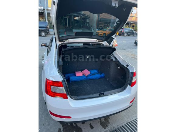 Sahibinden Skoda Octavia 1.6 TDI Optimal 2015 Model
