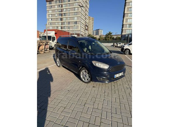 Sahibinden Ford Tourneo Courier 1.6 TDCi Titanium Plus 2017 Model  hatasız boyasız değişensiz 