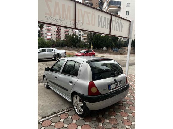 Sahibinden KLİMALI Renault Clio 1.4 RXT 2001 Model 