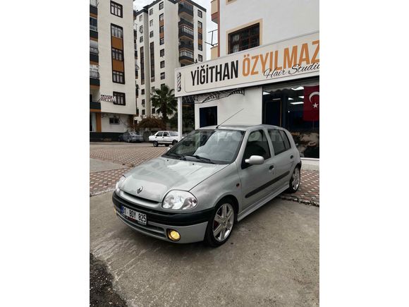 Sahibinden KLİMALI Renault Clio 1.4 RXT 2001 Model 
