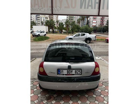Sahibinden KLİMALI Renault Clio 1.4 RXT 2001 Model 