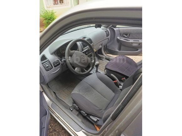 Sahibinden Hyundai Accent 1.6 Admire 2005 Model  198.400 km Gri