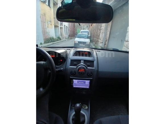 Sahibinden Renault Megane 1.6 Dynamique 2004 Model