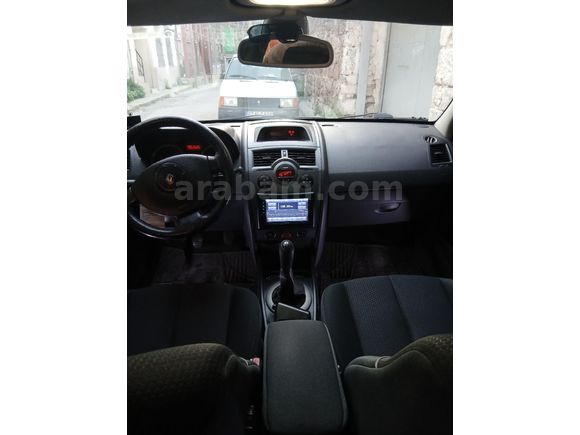 Sahibinden Renault Megane 1.6 Dynamique 2004 Model