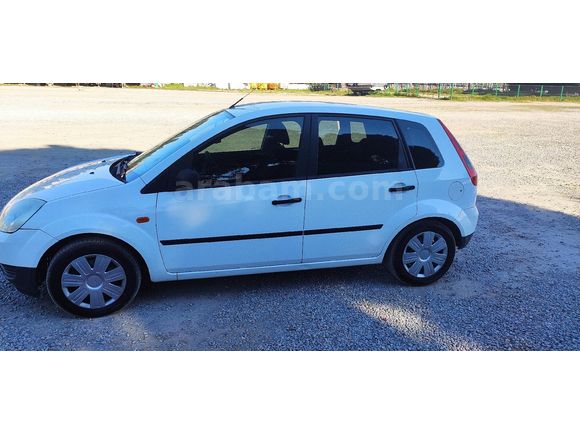 Sahibinden Ford Fiesta 1.4 TDCi Comfort 2006 Model