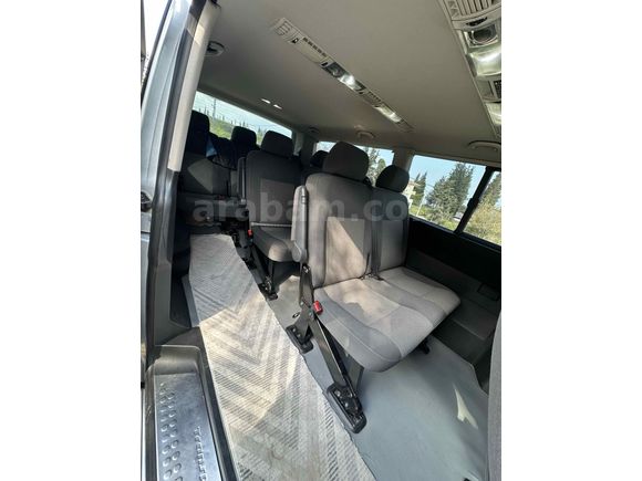 Sahibinden Volkswagen Caravelle 2.0 TDI Comfortline 2010 Model  130.000 km Gri