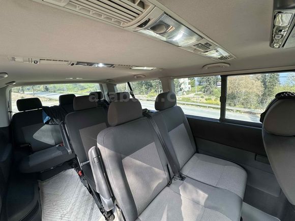 Sahibinden Volkswagen Caravelle 2.0 TDI Comfortline 2010 Model  130.000 km Gri