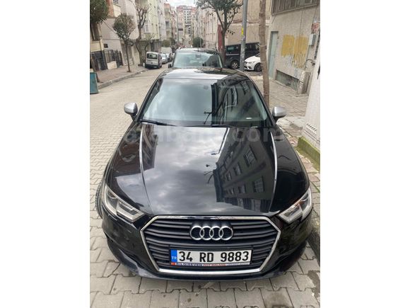 Sahibinden Audi A3 Sportback 1.0 TFSI Design Line 2017 Model  65.000 km Siyah