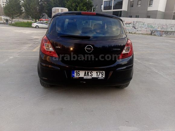 Bayan Öğretmenden Opel Corsa 1.2 Enjoy 2009 Model