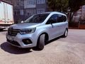 Sahibinden Renault Kangoo Multix 1.5 BluedCi Iconic 2025 Model