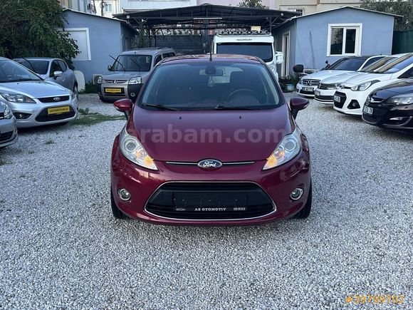 İLK SAHBNDEN FORD FİESTA 1.4 TDCİ TİTNİUM XPLUS ORJ 150.000 KMDE