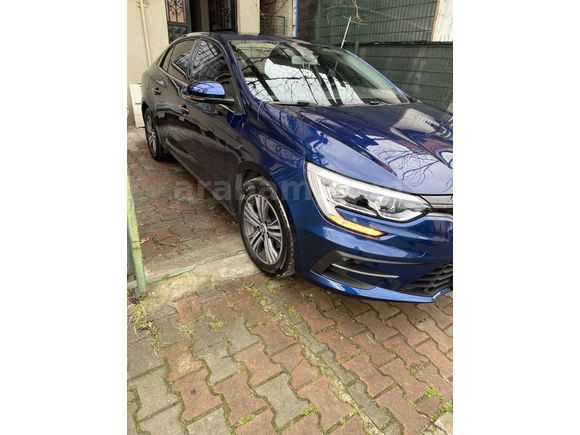 Sahibinden Renault Megane 1.3 TCe Touch 2024 Model 