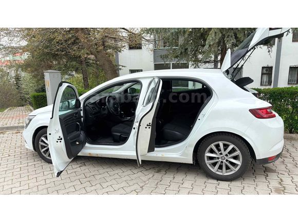 Sahibinden Renault Megane 1.2 TCe Touch 2018 Model 
