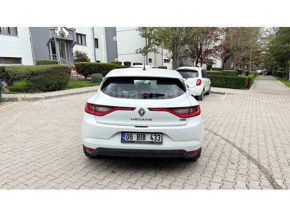 Sahibinden Renault Megane 1.2 TCe Touch 2018 Model 