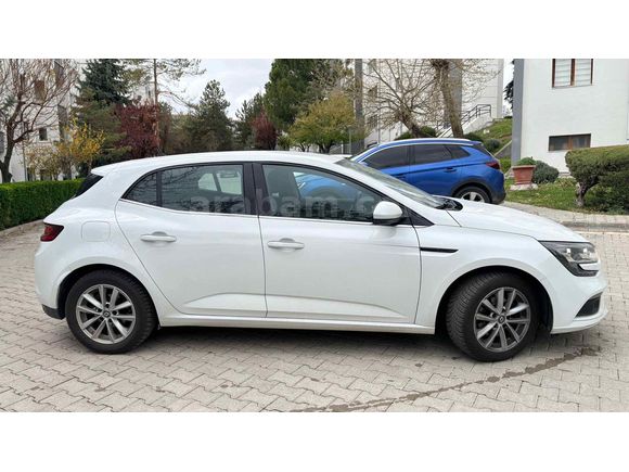 Sahibinden Renault Megane 1.2 TCe Touch 2018 Model 