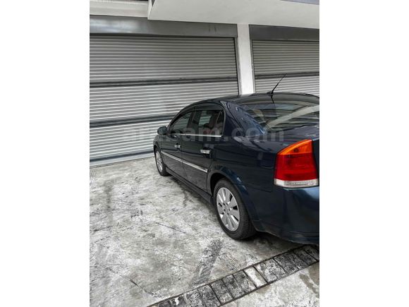 Sahibinden Opel Vectra 1.6 Comfort 2003 Model  290.000 km Lacivert
