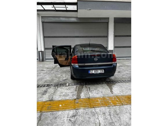 Sahibinden Opel Vectra 1.6 Comfort 2003 Model  290.000 km Lacivert