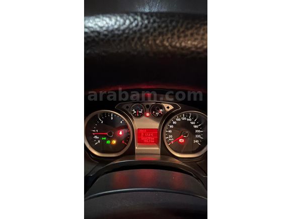 Sahibinden Ford Focus 1.6 TDCi Titanium 2010 Model