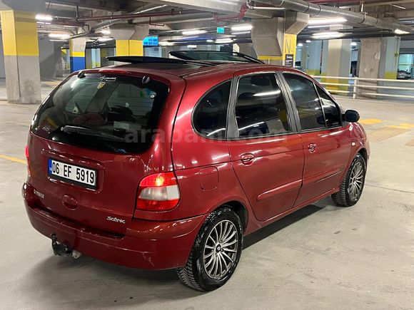 EMEKLİ MEMURDAN Renault Scenic 1.6 Dynamique 2003 Model