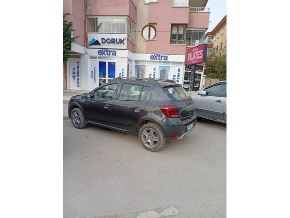 Sahibinden Dacia Sandero 0.9 TCe Stepway 2017 Model