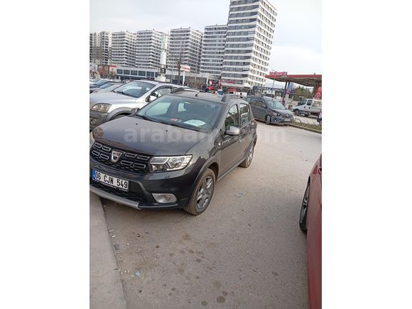 Sahibinden Dacia Sandero 0.9 TCe Stepway 2017 Model