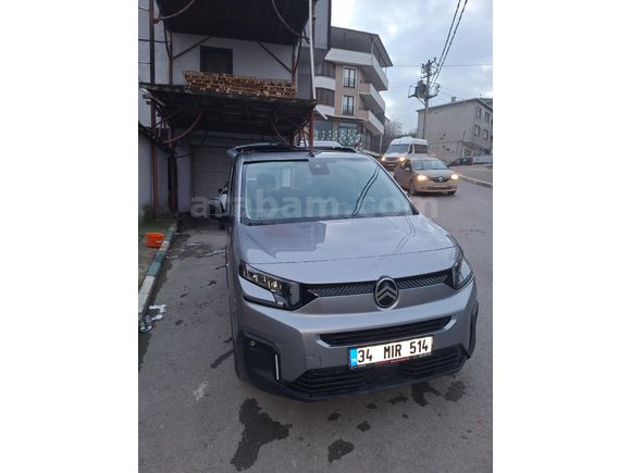 Sahibinden Citroen Berlingo 1.5 BlueHDI Shine Bold 2024 Model  27.000 km Gri