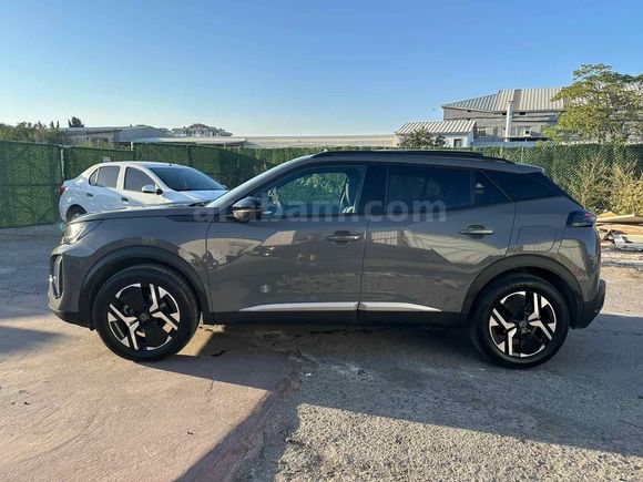 Sahibinden Peugeot 2008 1.2 PureTech Allure 2025 Model 