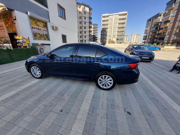 İlk sahibinden lav mavisi