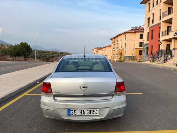 2011 OPEL ASTRA 1.3 CDTI 292.000KM AİLE ARACI