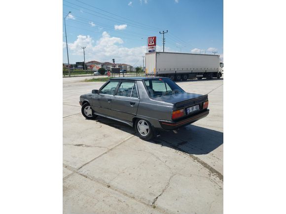 Sahibinden Renault R 9 1.4 Broadway 1986 Model