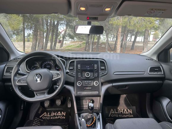 Sahibinden Renault Megane 1.3 TCe Joy 2020 Model 
