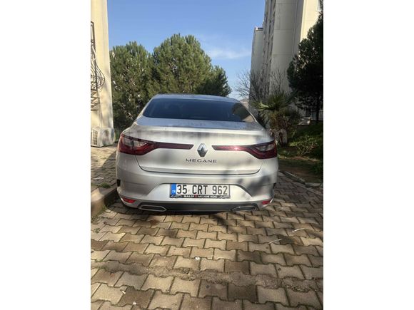 Sahibinden Renault Megane 1.3 TCe Icon 2025 Model 