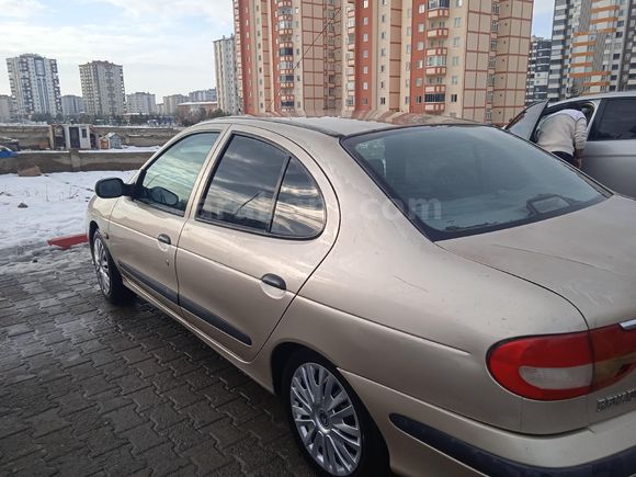 Sahibinden Renault Megane 1.6 RTE 2000 Model