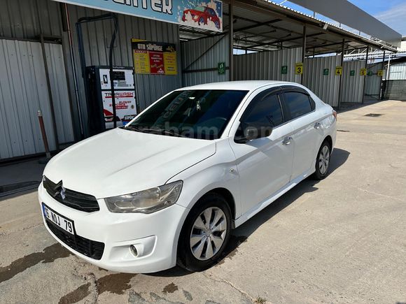 2016 MODEL C-ELYSEE 1.6 TEMİZ AİLE ARACI