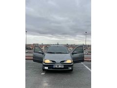 Sahibinden Renault Megane 2.0 RXT 1998 Model  176.000 km Gri