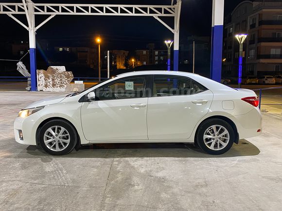 Sahibinden Satılık Temiz 2014 Toyota Corolla 111.887 KM